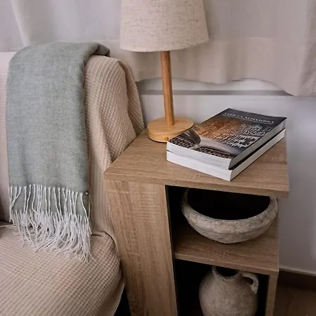 Elegant With Private Bathroom Next To Renfe Train Station Homestay